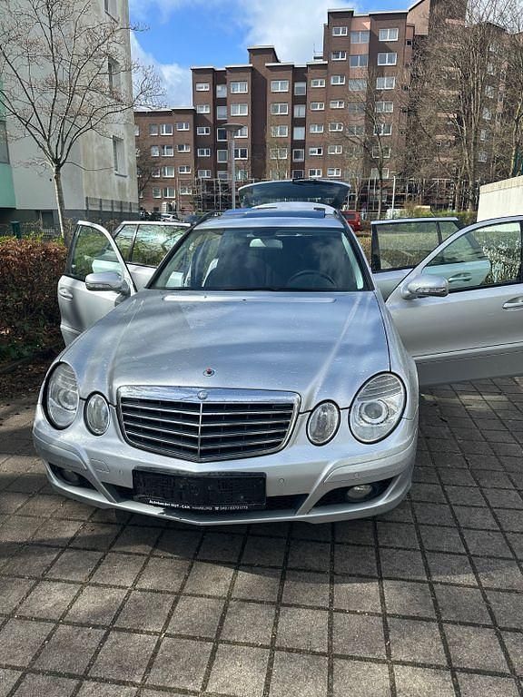 Gebraucht Mercedes E200 184 PS (135 kW) 2008 Silber Limousine