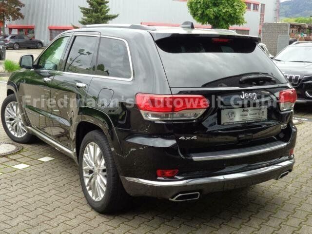 Gebraucht Jeep Grand Cherokee Summit 250 PS (183 kW) 2017 Schwarz metallic SUV