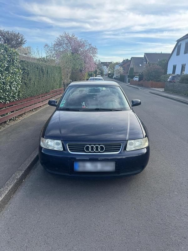 Gebraucht Audi A3 101 PS (74 kW) 2000 Blau Kleinwagen