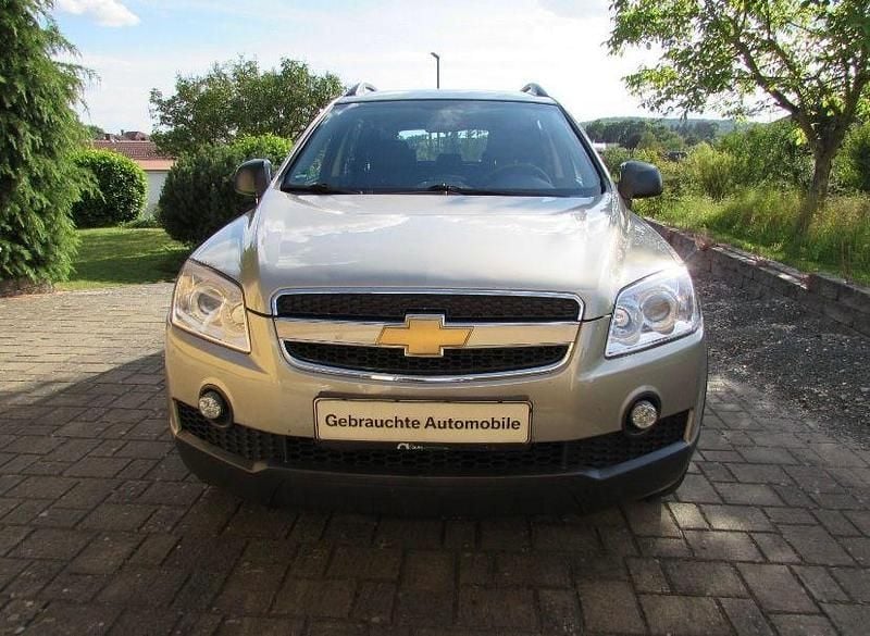 Gold Gebraucht 2010 Chevrolet Captiva SUV | 5.150 € (Fairer Preis) - Bild 1/4