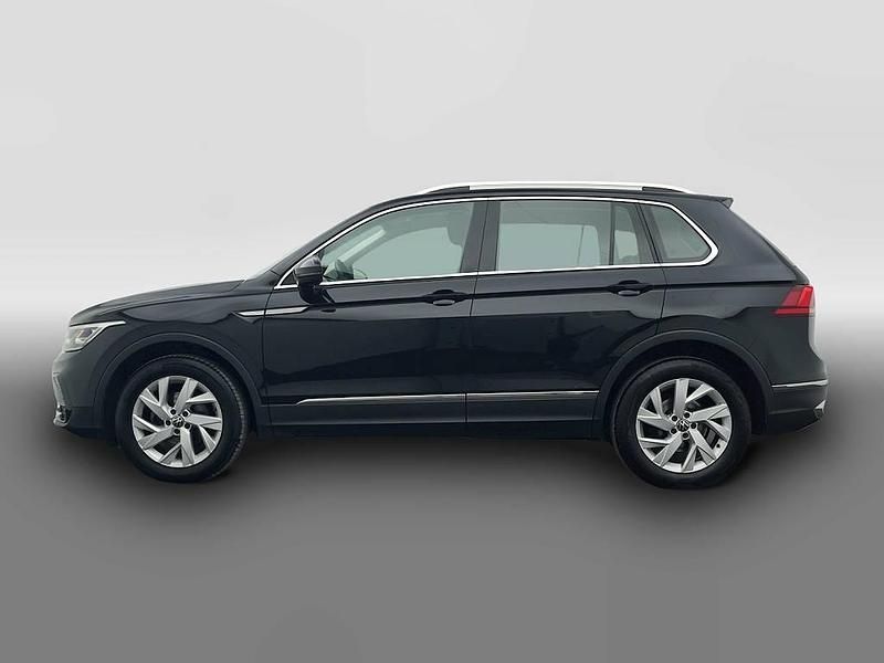 Gebraucht VW Tiguan Elegance 150 PS (110 kW) 2023 Schwarz SUV