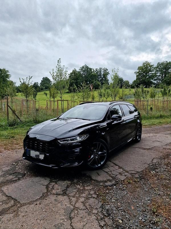 Schwarz Gebraucht 2019 Ford Mondeo ST-Line Kombi | 14.500 € (Guter Preis) - Bild 1/4