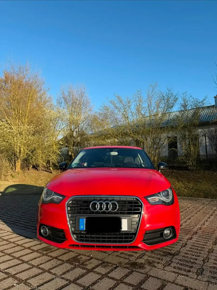 Gebraucht Audi A1 122 PS (89 kW) 2012 Rot Kleinwagen