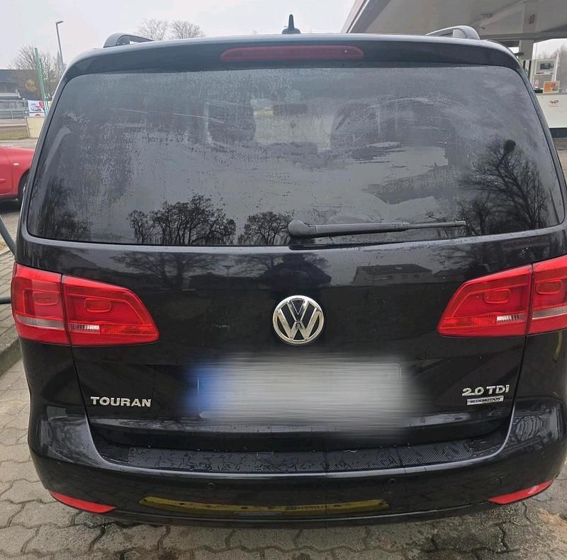 Gebraucht VW Touran 140 PS (102 kW) 2012 Schwarz Van / Kleinbus