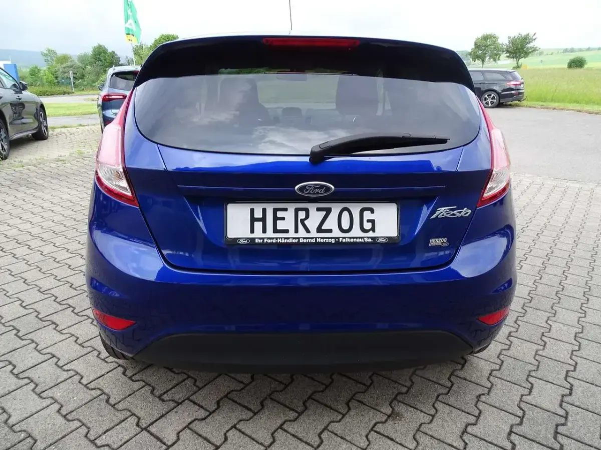 Gebraucht Ford Fiesta SYNC Edition 82 PS (60 kW) 2014 Indicblau metallic Kleinwagen