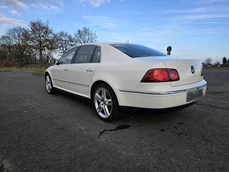 Gebraucht VW Phaeton 239 PS (175 kW) 2009 Limousine