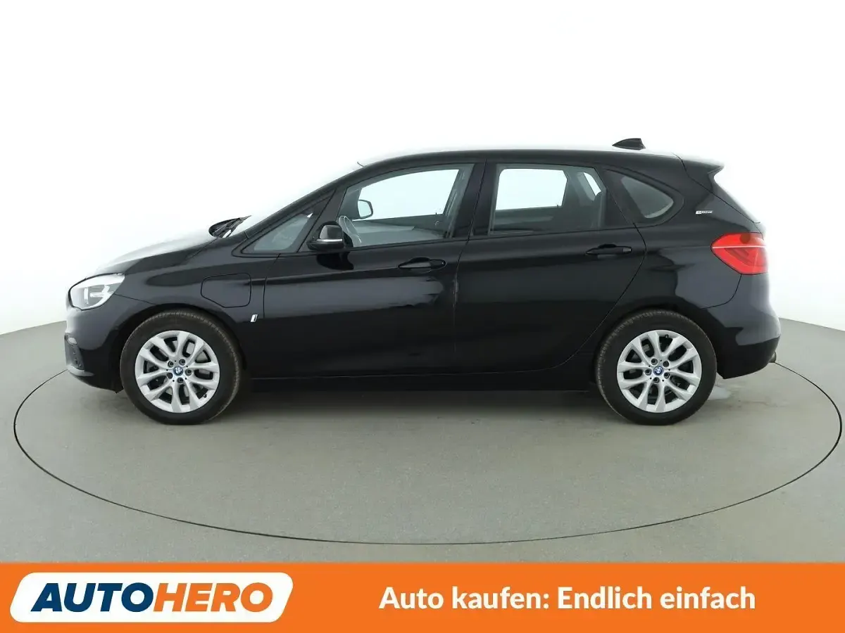 Używany BMW 225 Active Tourer Advantage 224 KM (164 kW) 2017 Czarny Minivan