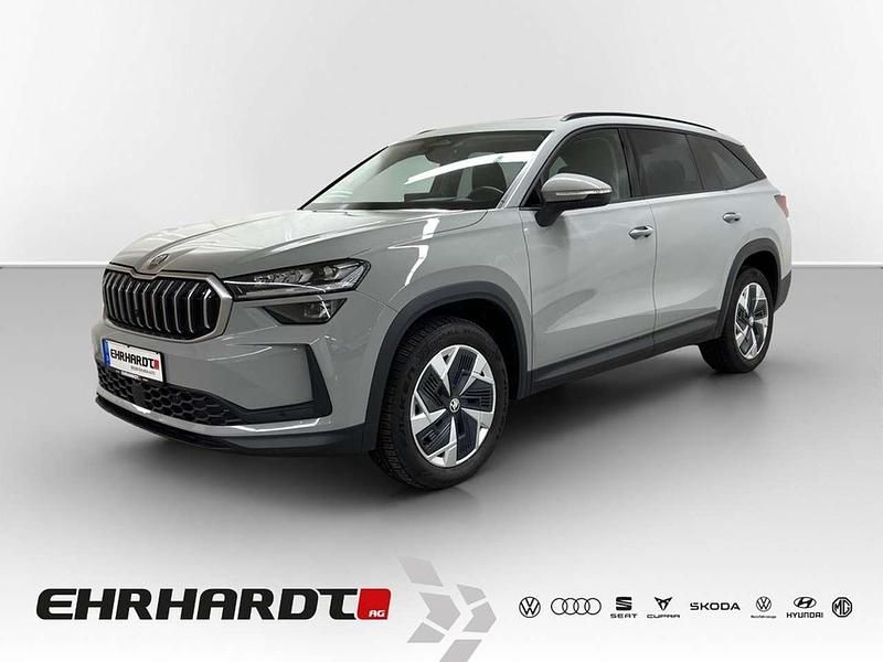 Grau Gebraucht 2024 Skoda Kodiaq Selection SUV | 42.890 € (Superpreis) - Bild 1/4