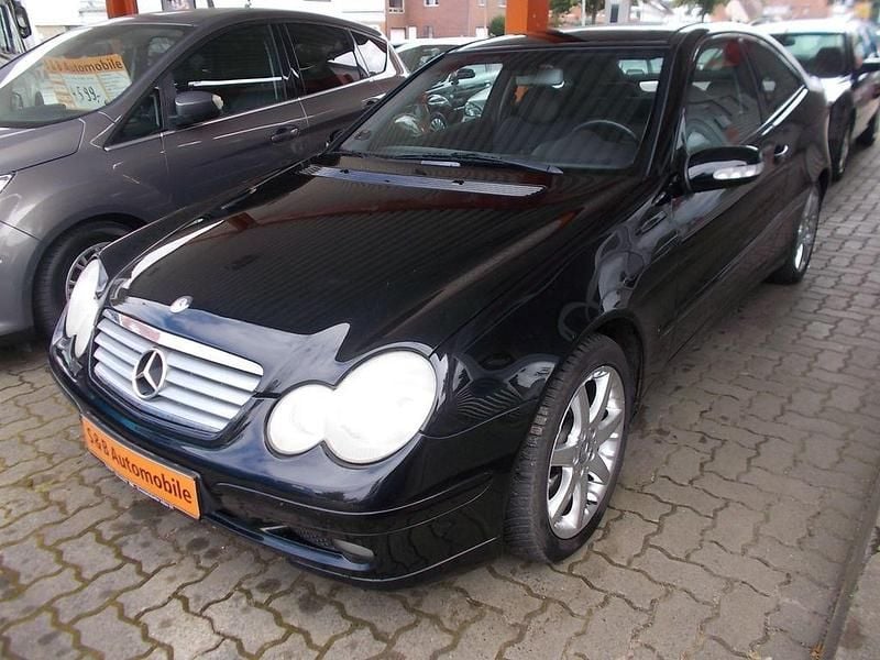 Schwarz Gebraucht 2002 Mercedes CL180 Coupé | 2.999 € - Bild 1/4