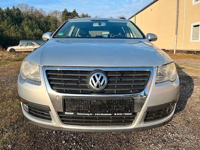 Second-hand VW Passat 140 CP (102 kW) 2007 Argintiu Break