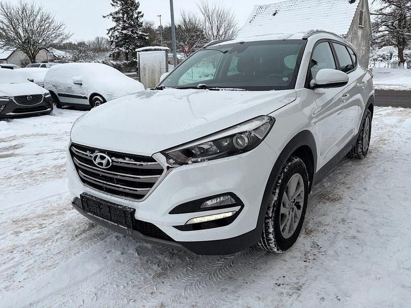 Gebraucht Hyundai Tucson Trend 136 PS (100 kW) 2016 Weiß SUV