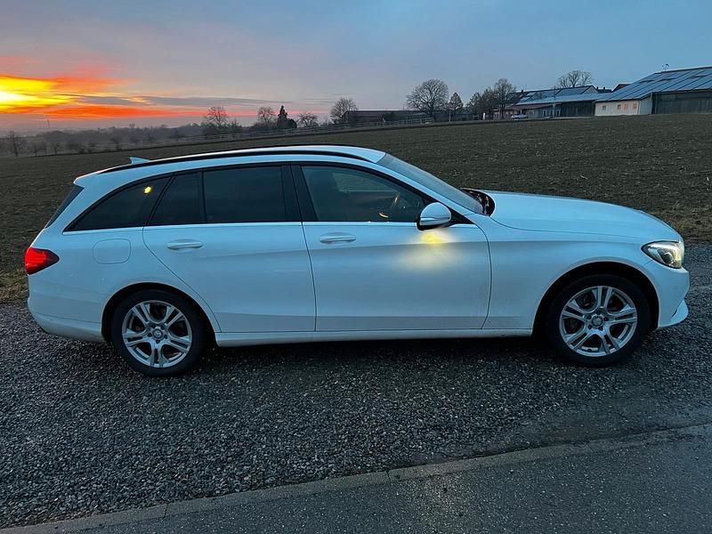 Usata Mercedes C250 204 CV (150 kW) 2015 Bianco Station wagon