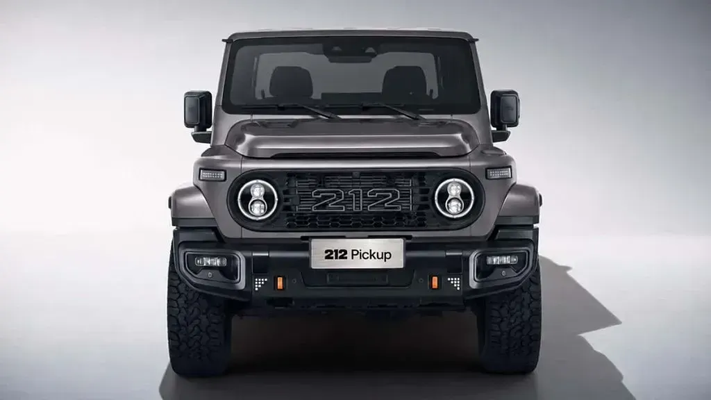 Neu BAW 212 190 PS (139 kW) 2026 Schwarz Pickup