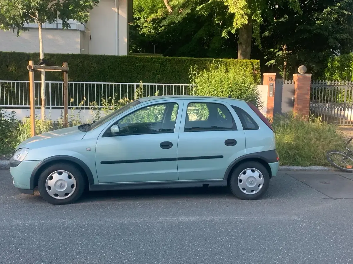Gebraucht Opel Corsa 75 PS (55 kW) 2001 Kleinwagen