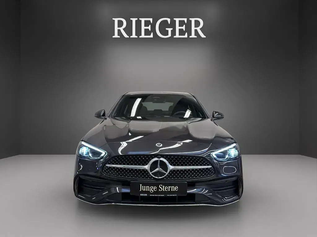 Gebraucht Mercedes C300 AMG 265 PS (194 kW) 2025 Grau Limousine