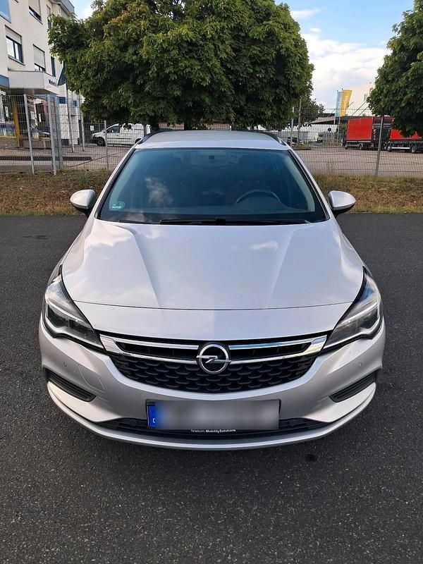 Silber Gebraucht 2019 Opel Astra Edition Kombi | 6.769 € (Guter Preis) - Bild 1/4