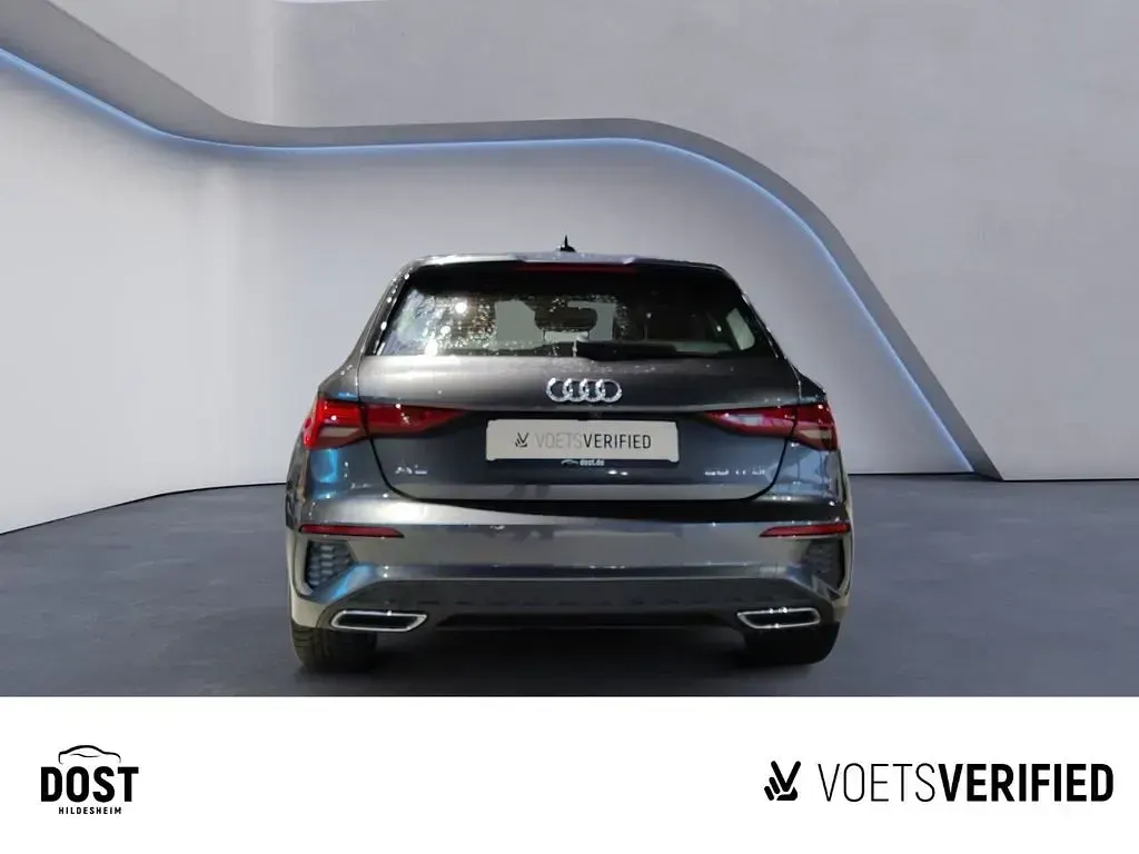 Gebraucht Audi A3 S-Line 110 PS (80 kW) 2022 Grau Limousine