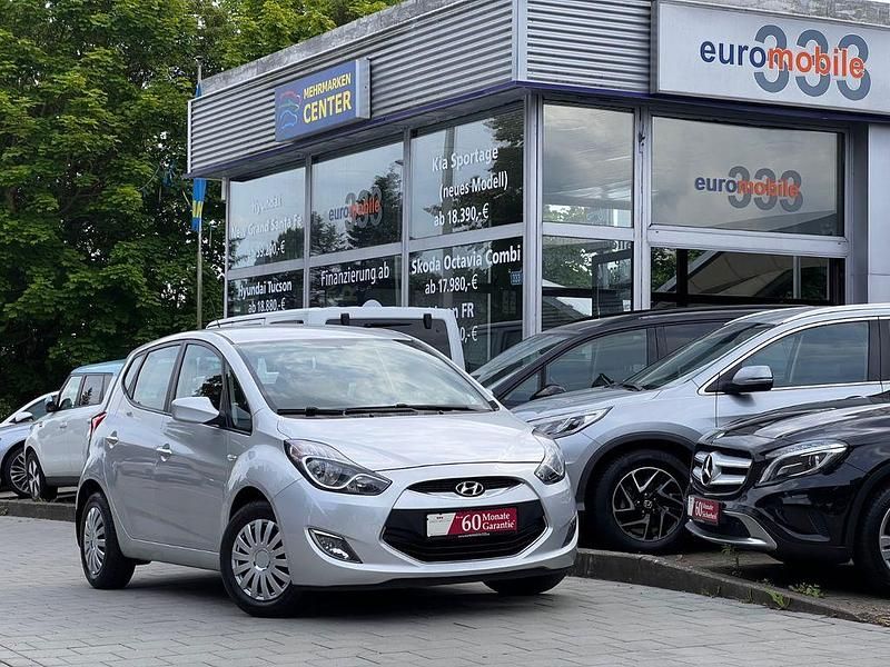 Gebraucht Hyundai ix20 Style 125 PS (91 kW) 2014 Silber Kleinwagen