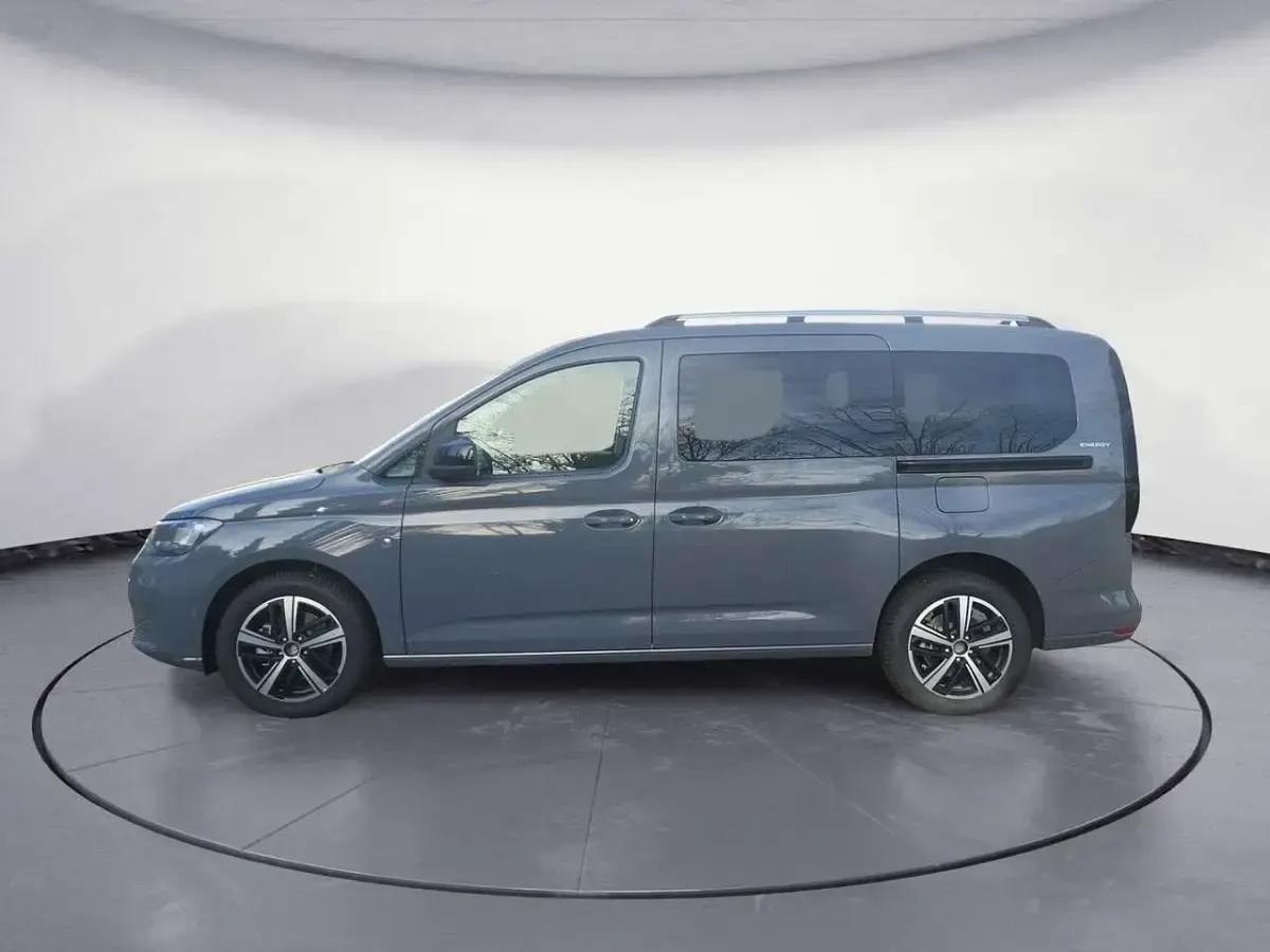 Neu VW Caddy Maxi Life 116 PS (85 kW) 2026 Pure grey Van / Kleinbus