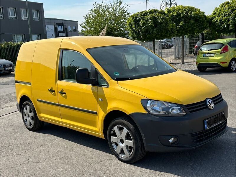 Gelb Gebraucht 2011 VW Caddy Van / Kleinbus | 7.950 € (Superpreis) - Bild 1/4