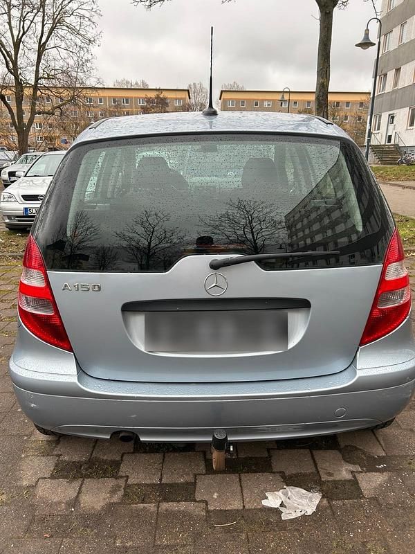 Gebraucht Mercedes A150 105 PS (77 kW) 2007 Blau Kleinwagen