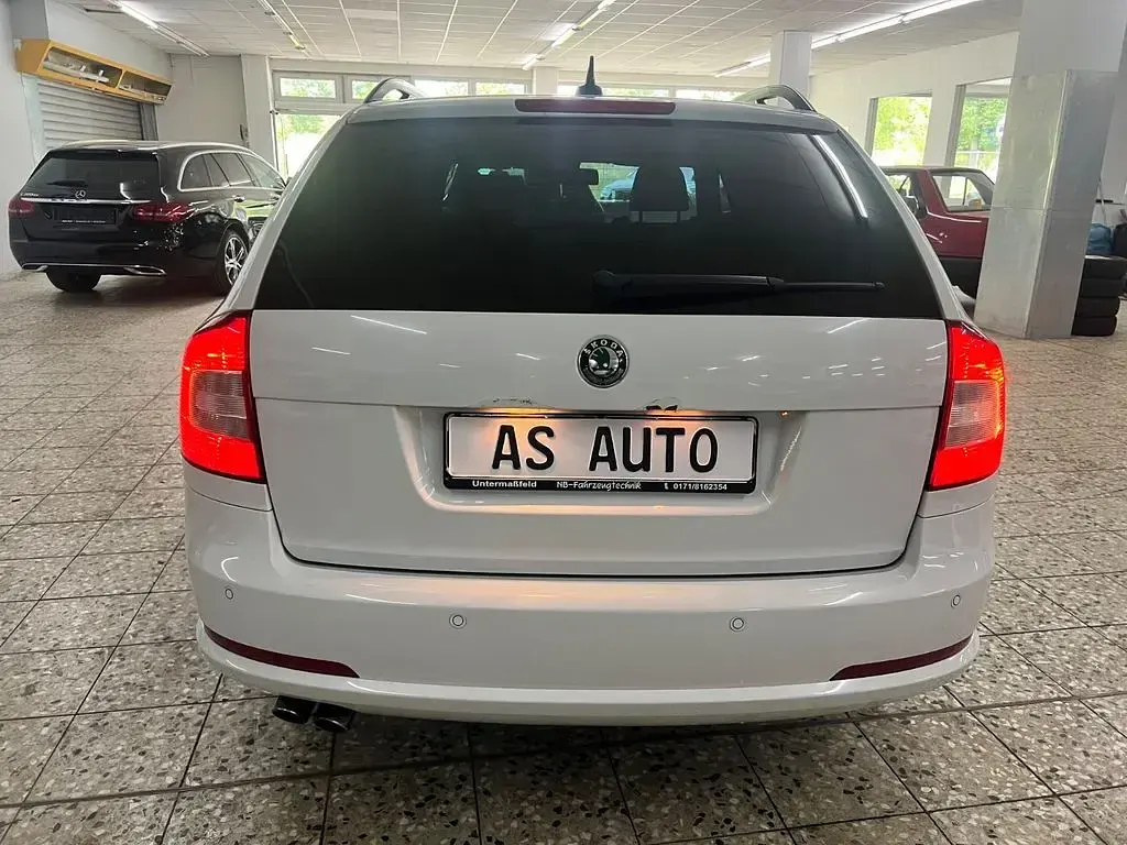 Gebraucht Skoda Octavia RS 170 PS (125 kW) 2012 Weiß Kombi