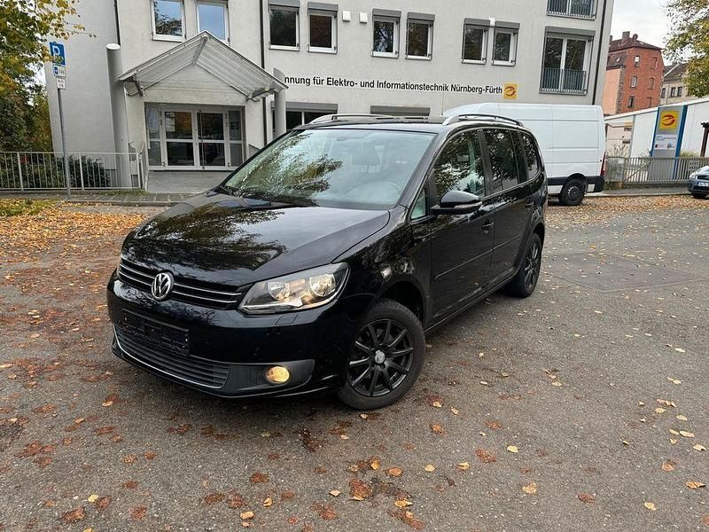 Schwarz Gebraucht 2010 VW Touran Freestyle Van / Kleinbus | 5.300 € (Guter Preis) - Bild 1/4