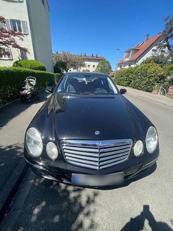 Usata Mercedes E280 190 CV (139 kW) 2008 Nero Berlina