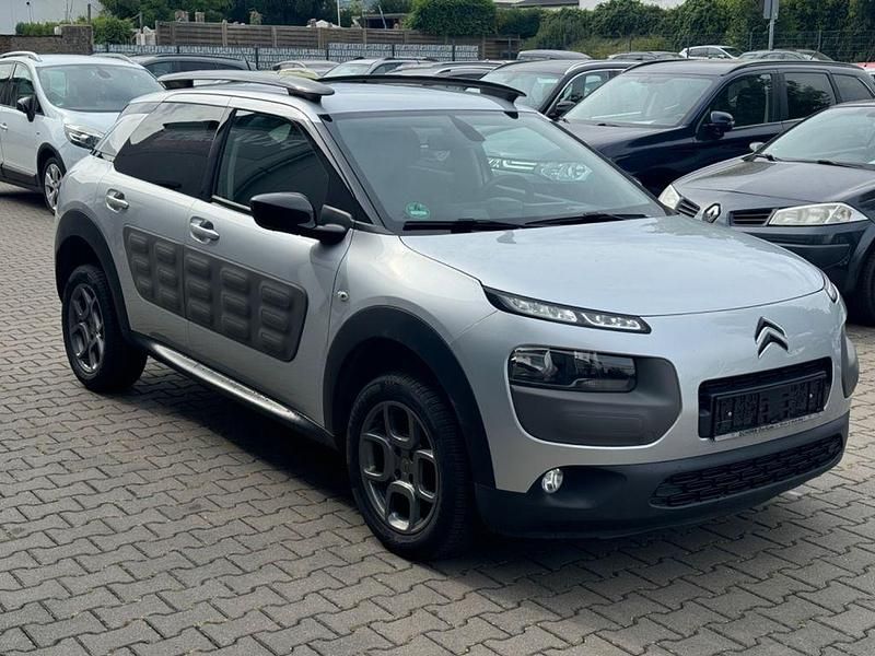 Grau Gebraucht 2016 Citroën C4 Cactus Shine Kleinwagen | 5.450 € (Guter Preis) - Bild 1/4
