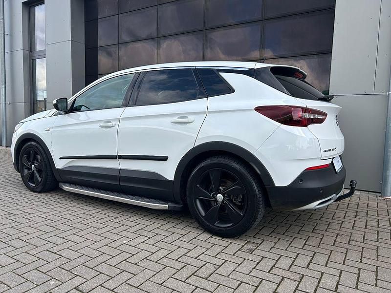 Gebraucht Opel Grandland X 177 PS (130 kW) 2019 Weiß SUV