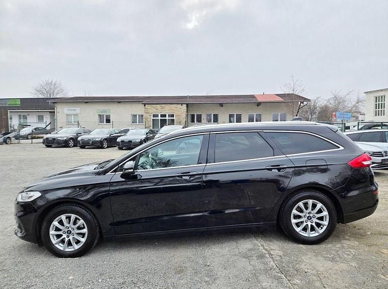 Gebraucht Ford Mondeo Business Edition 150 PS (110 kW) 2020 Schwarz Limousine