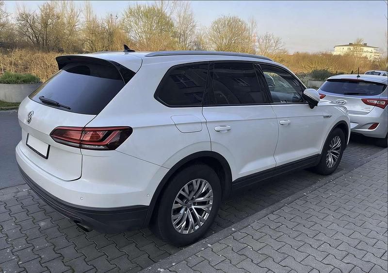 Gebraucht VW Touareg 231 PS (169 kW) 2020 Weiß SUV