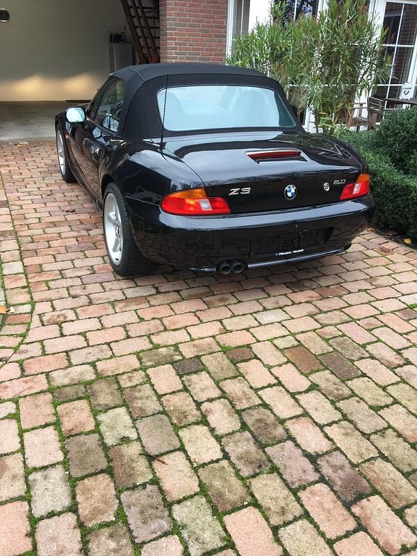 Gebraucht BMW Z3 150 PS (110 kW) 1999 Schwarz Cabrio