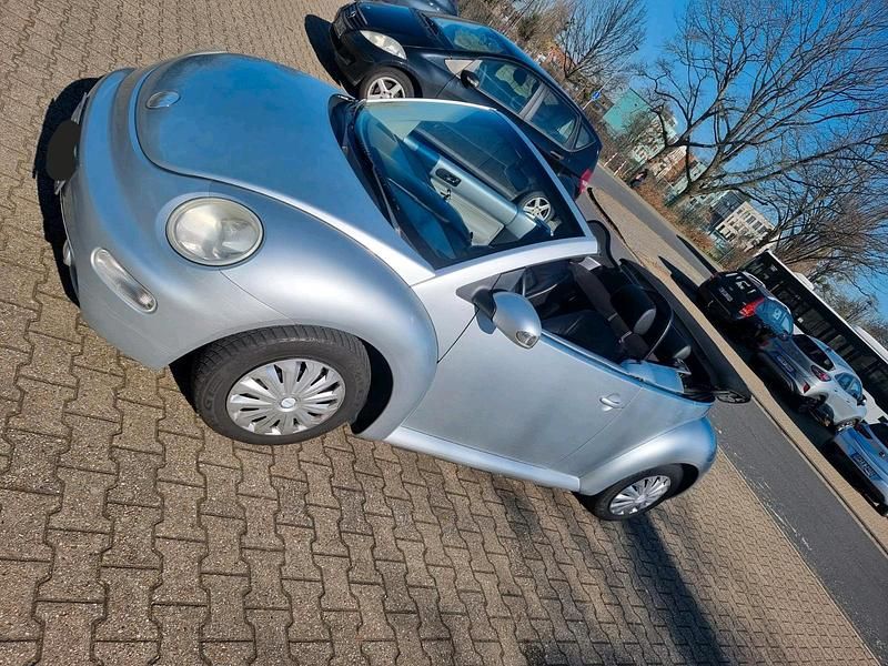 Gebraucht VW New Beetle 102 PS (75 kW) 2004 Silber Kleinwagen