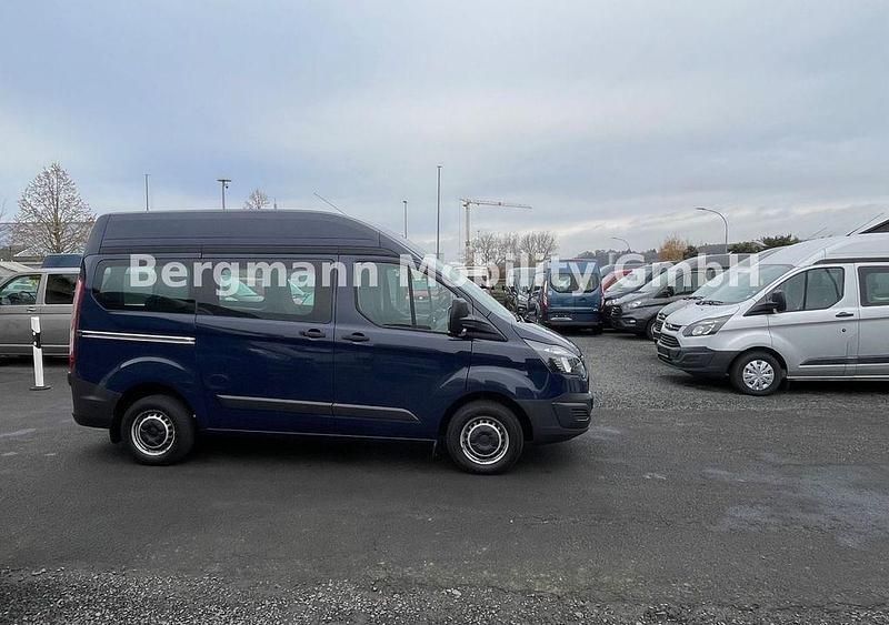 Gebraucht Ford Transit Custom 105 PS (77 kW) 2017 Blazerblau Van / Kleinbus