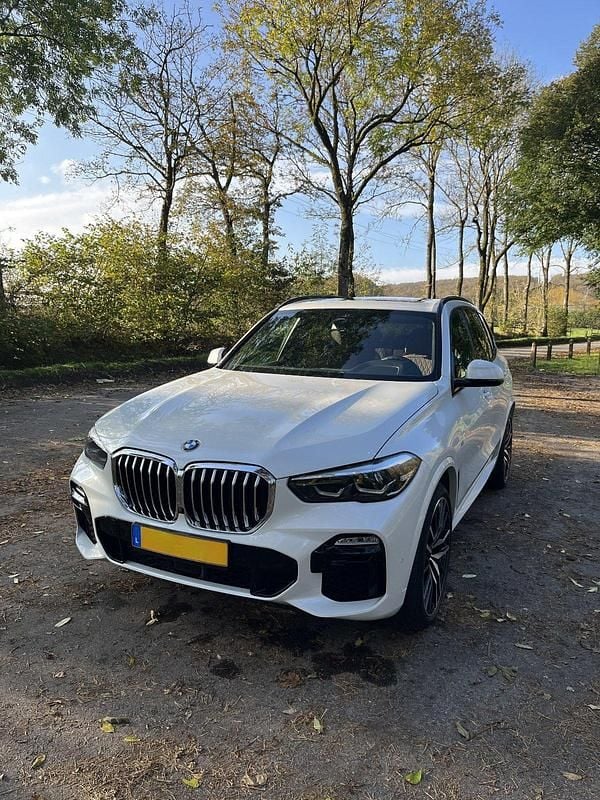 Weiß Gebraucht 2019 BMW X5 M Sport SUV | 45.400 € (Fairer Preis) - Bild 1/4
