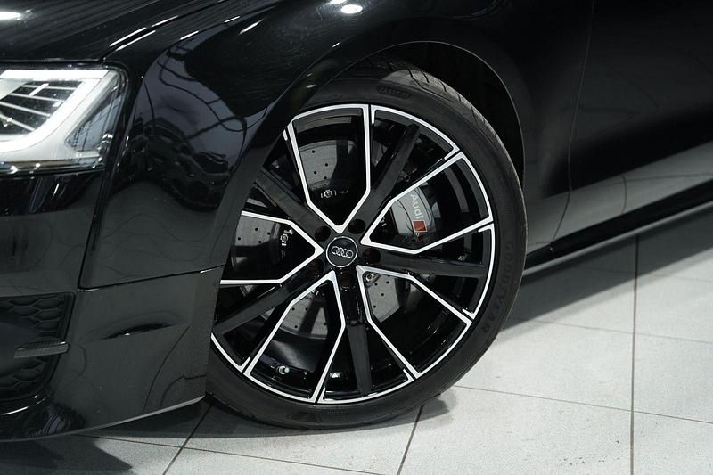 Gebraucht Audi S8 plus Sport 606 PS (445 kW) 2017 Brillantschwarz Limousine