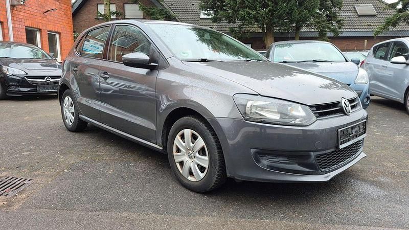 Gebraucht VW Polo 86 PS (63 kW) 2010 Grau Limousine