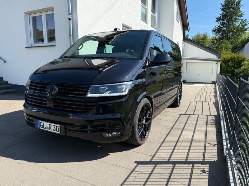 Schwarz Gebraucht 2020 VW T6.1 Van | 54.800 € (Etwas zu teuer) - Bild 1/4