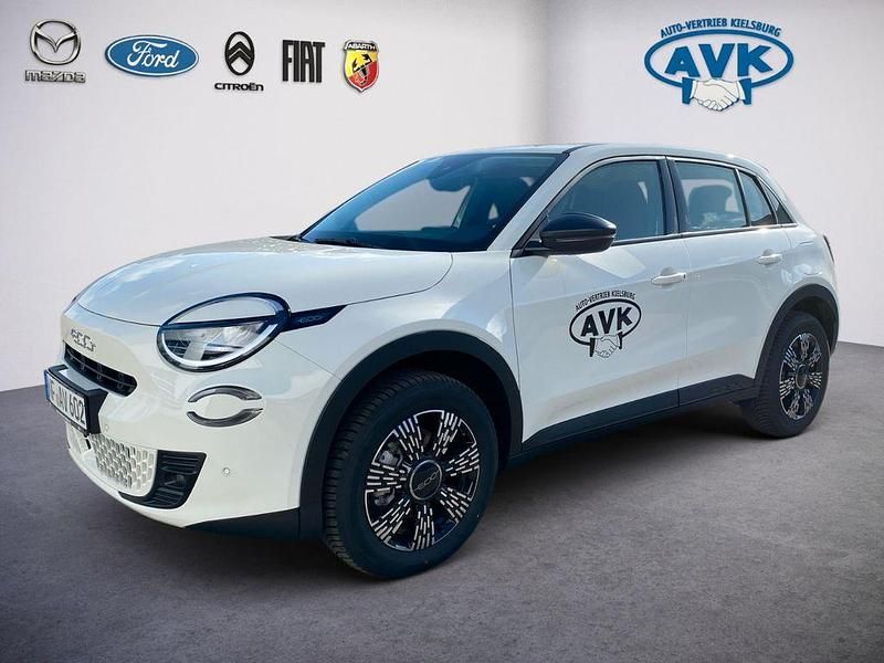 Gebraucht Fiat 600 Business 110 PS (80 kW) 2026 Weiß SUV