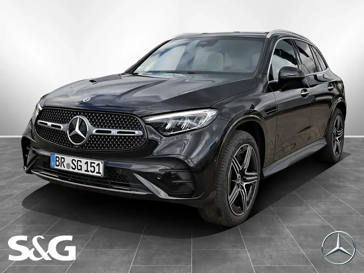 Gebraucht Mercedes GLC220 AMG 197 PS (144 kW) 2026 SUV