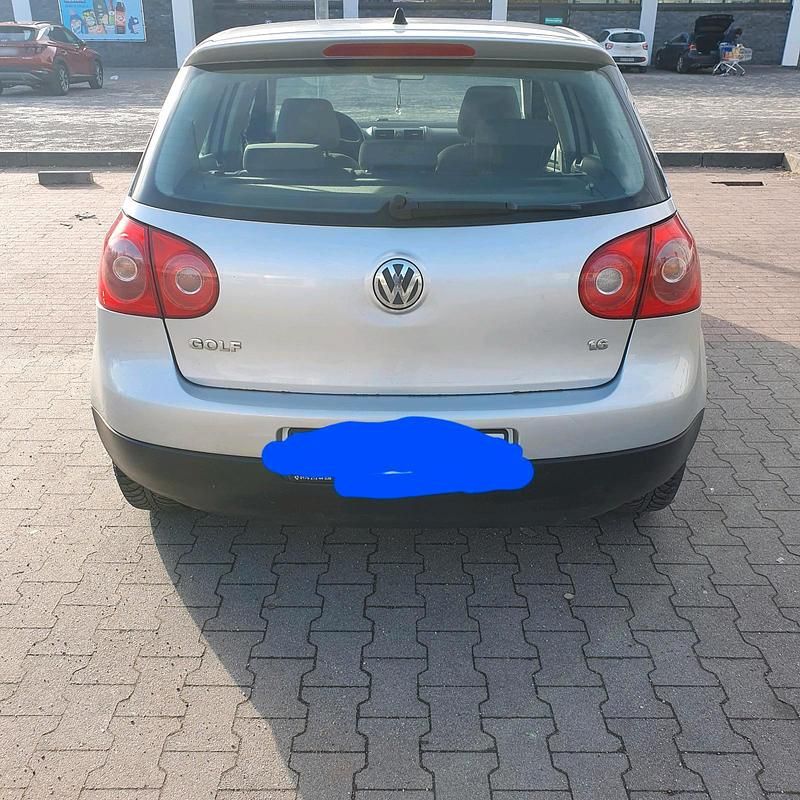 Gebraucht VW Golf IV 100 PS (73 kW) 2006 Silber Limousine