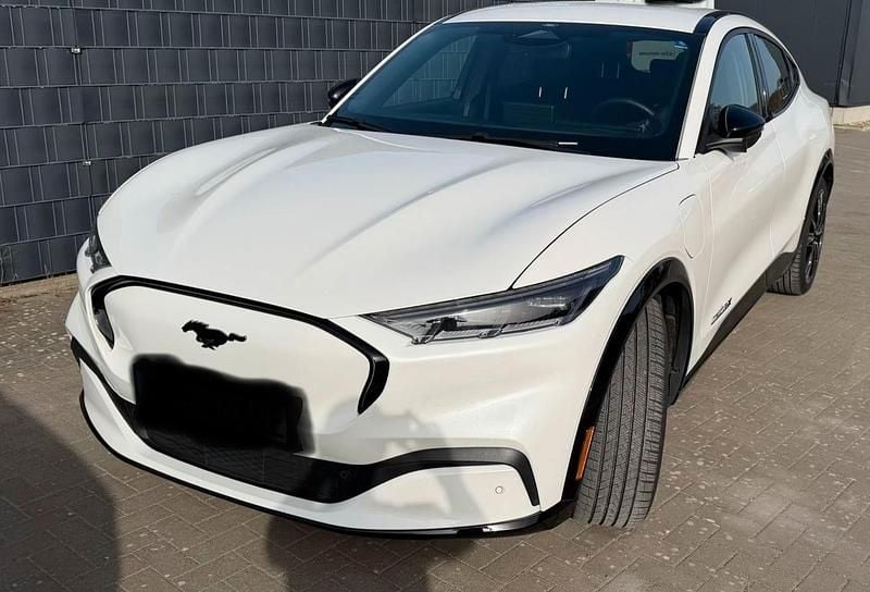 Gebraucht Ford Mustang Mach-E 258 kW (351 PS) 2021 Weiß SUV
