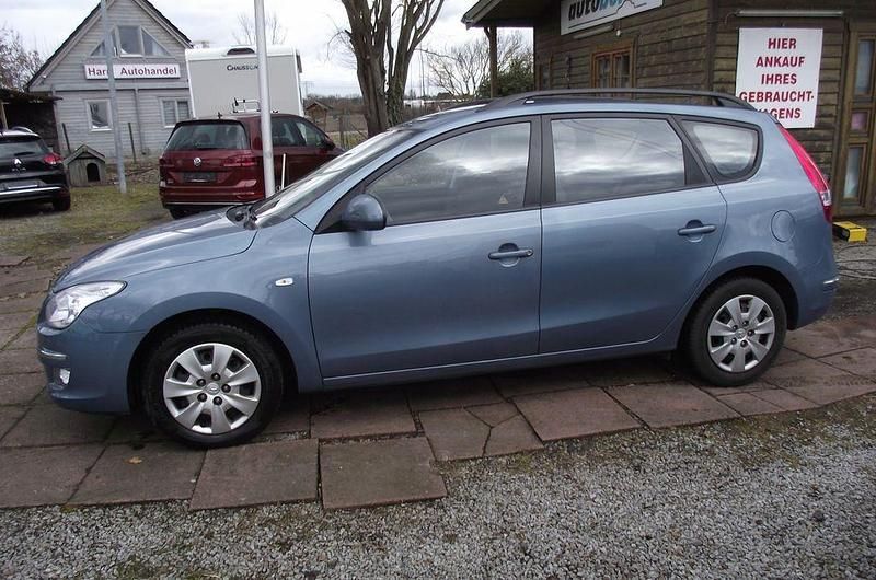 Gebraucht Hyundai i30 Classic 116 PS (85 kW) 2009 Other Kombi