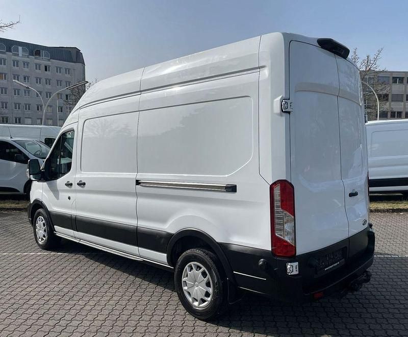 Occasion Ford Transit Trend 131 ch (96 kW) 2021 Blanc Monospace