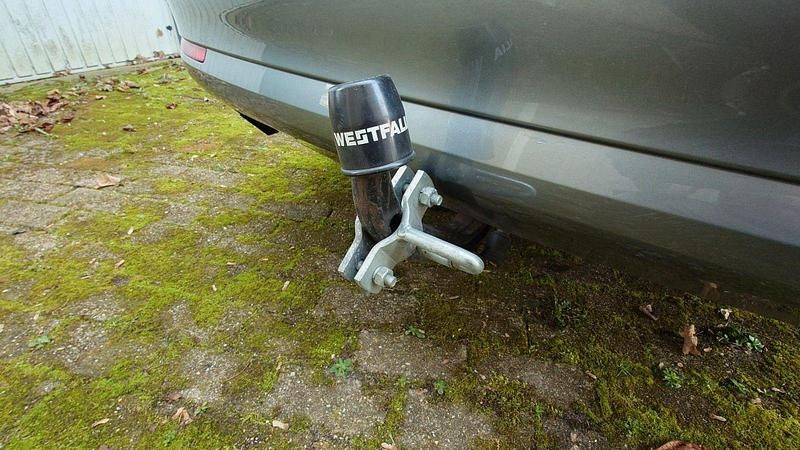 Gebraucht Skoda Octavia Elegance 122 PS (89 kW) 2012 Silber Kombi