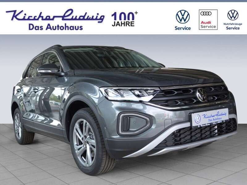 Indiumgrau metallic Neu 2025 VW T-Roc Life SUV | 35.250 € (Superpreis) - Bild 1/4