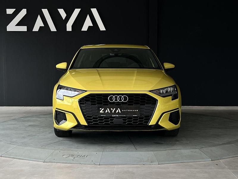 Gebraucht Audi A3 S-Line 150 PS (110 kW) 2021 Pythongelb Limousine