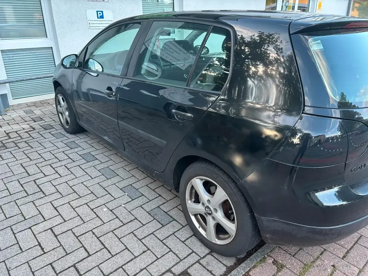 Gebraucht VW Golf V 2005 Schwarz Kleinwagen