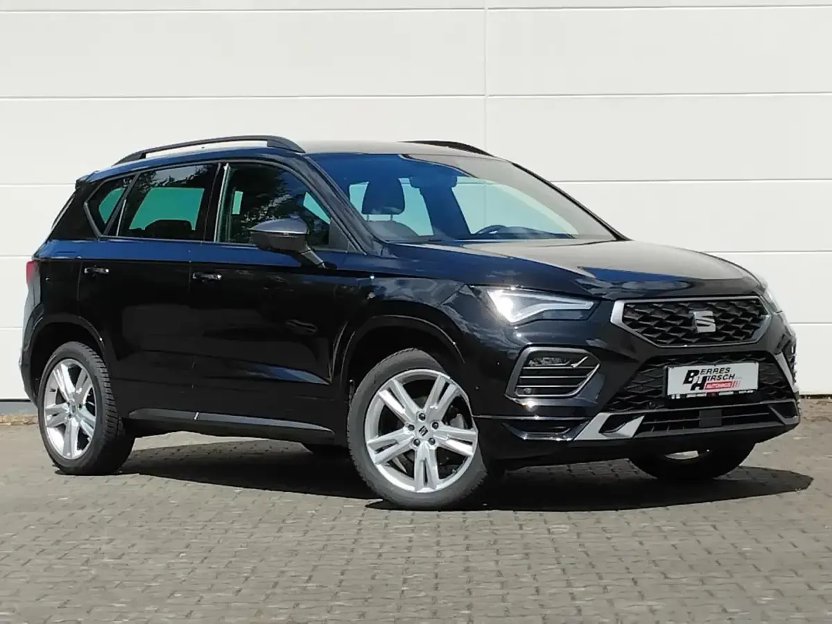 Gebraucht Seat Ateca FR 150 PS (110 kW) 2023 Magic schwarz metallic SUV